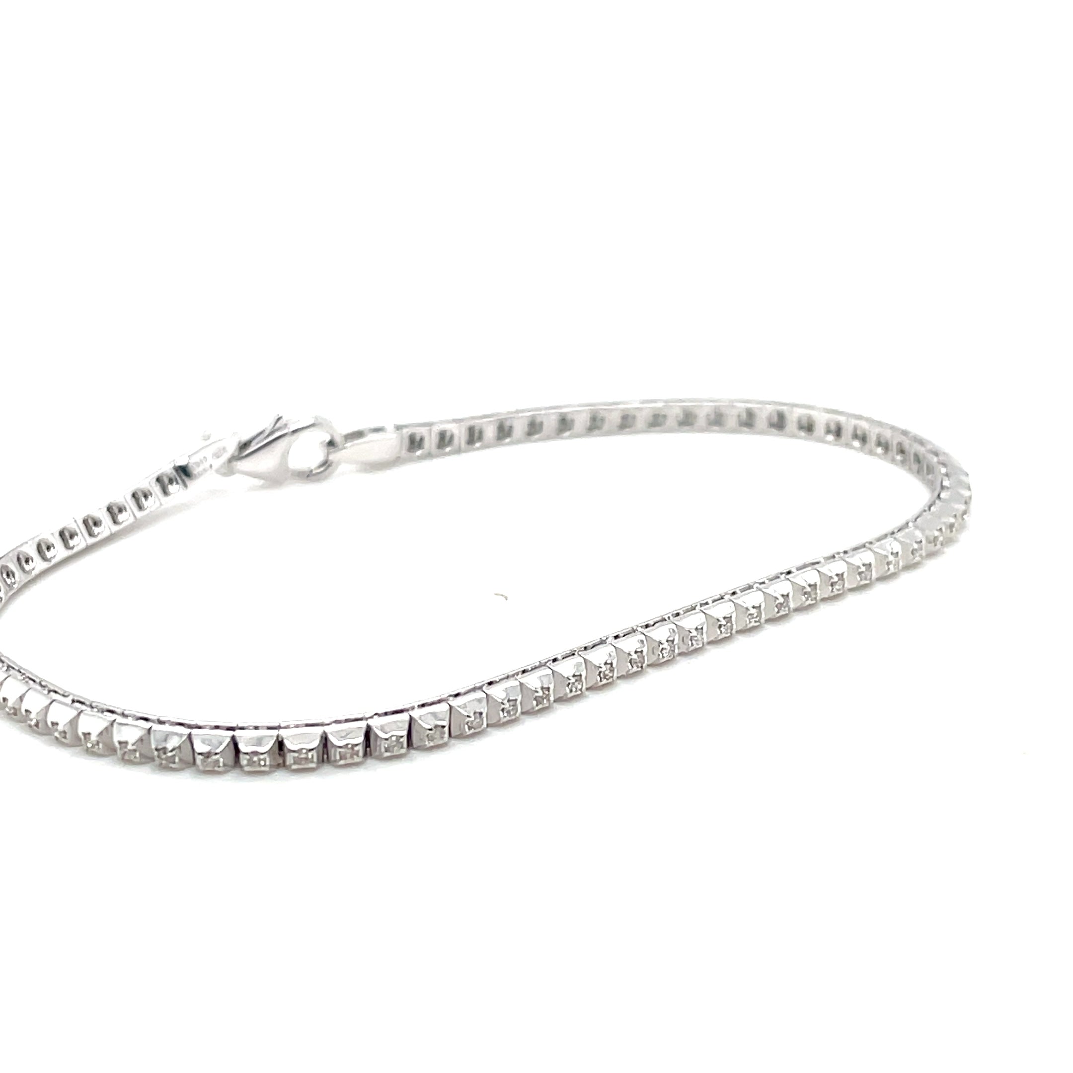 Bracciale Tennis in Argento e Diamanti